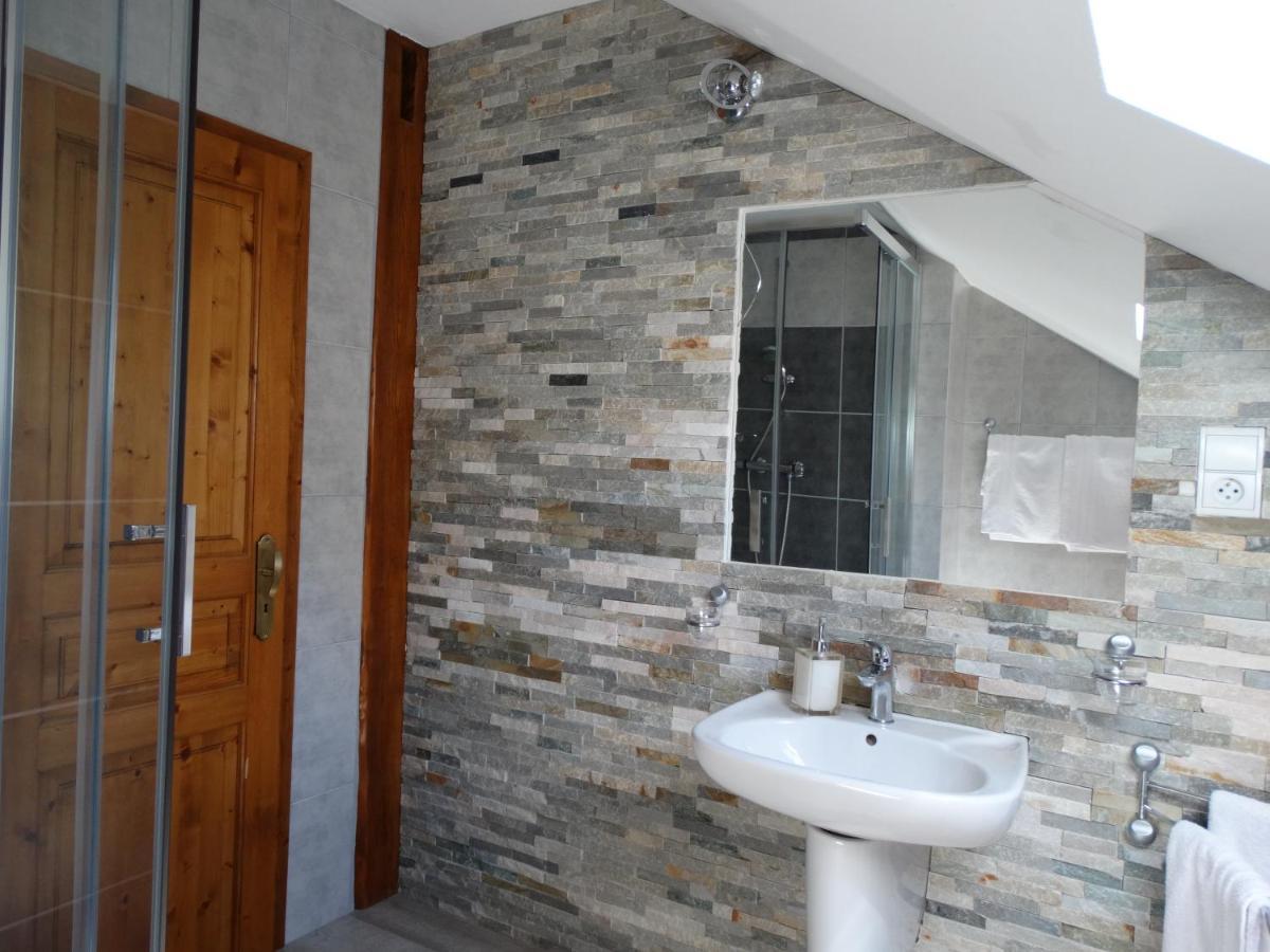 Séjour chez l'habitant La Maison Fleurie *